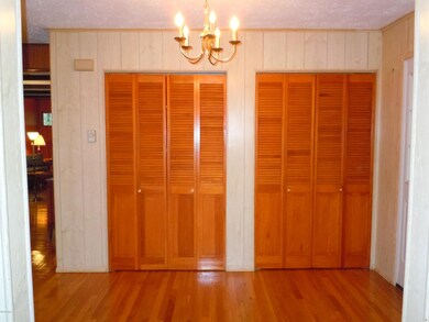 106 Blackbirch Ln, Hawley, PA 18428 - photo 4