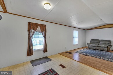 1118 Broadway Ave, Reading, PA 19606 - photo 7
