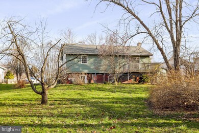 496 Royal Ave, Strasburg, VA 22657 - photo 7