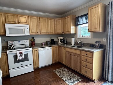 Kitchen with beautiful Quartz Counters