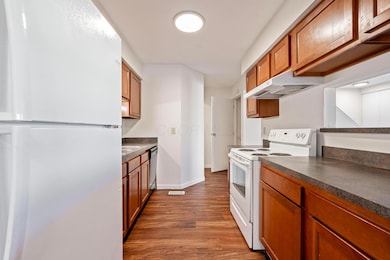 5268 Captains Ct, Columbus, OH 43220 - photo 6