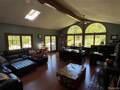 8346 Rucker Rd, Grosse Ile, MI 48138 - photo 7