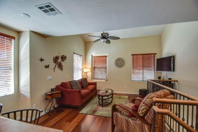 family room 3