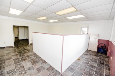 715 N Main St, Pittston, PA 18640 - photo 4