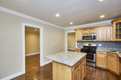 319 River St unit 319, Cambridge, MA 02139 - photo 3