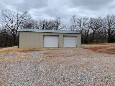 30' x 40' Insulated Shop/garage building