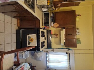735 Clinton St, Camden, NJ 08103 - photo 2