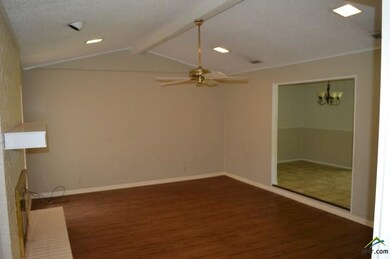 1526 Timber Creek Dr, Tyler, TX 75703 - photo 2