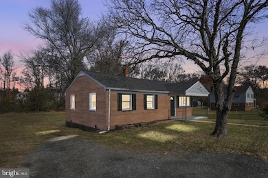 5438 Odell Rd, Beltsville, MD 20705 - photo 2