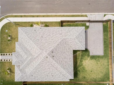 1817 W Saint Claire Ave, Edinburg, TX 78539 - photo 5