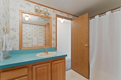 14-web-or-mls-Inside-Spokane-Quartzite-1