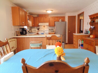 27 Hillview Ave, Saco, ME 04072 - photo 3