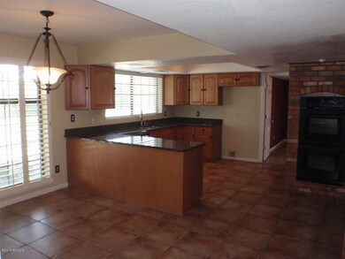 229 W Vista Ave 2