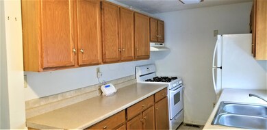 4th KITCHEN 2