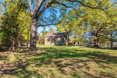 16085 E Black Oak Rd, Fayetteville, AR 72701 - photo 6