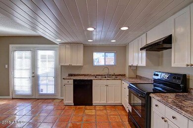 Kitchen 5