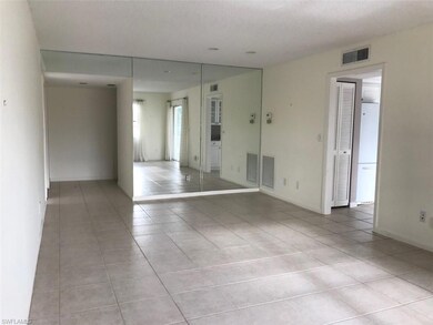 113 Bobolink Way unit 113B, Naples, FL 34105 - photo 4