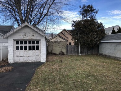 16 Joelson Ct, Albany, NY 12209 - photo 4