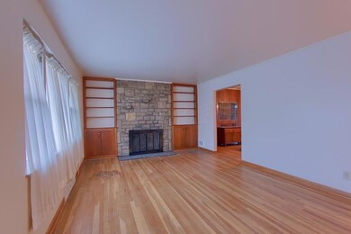 Living Room 3