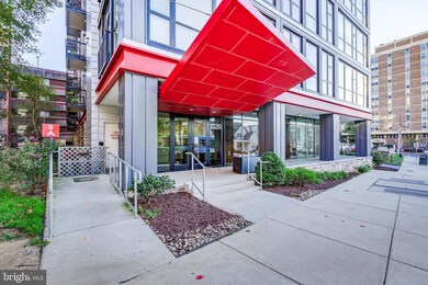 Octave 1320 unit 803, Silver Spring, MD 20910 - photo 3