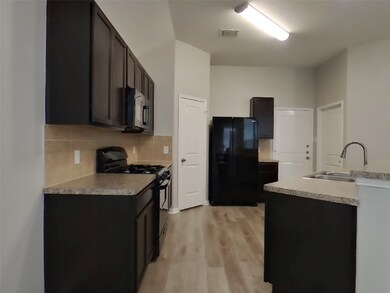 12850 Spruce Cir, Tomball, TX 77375 - photo 6