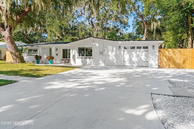 1137 Cape Charles Ave, Atlantic Beach, FL 32233 - photo 4