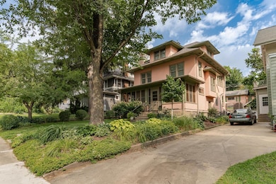 811 6th St SW, Rochester, MN 55902 - photo 2