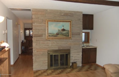 Two sided fireplace