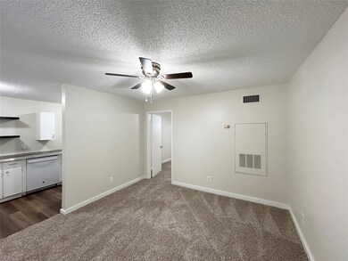 5415 Scott St unit 5, Houston, TX 77021 - photo 2