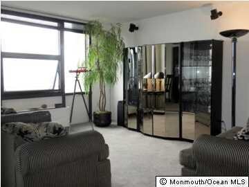 Eastpointe Condominium unit 1007, Highlands, NJ 07732 - photo 2