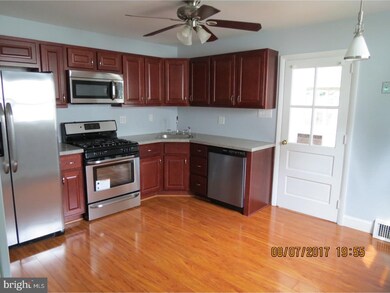 2505 Secane Rd, Secane, PA 19018 - photo 3