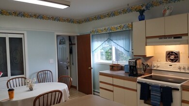 185 Clover St, Worcester, MA 01603 - photo 5