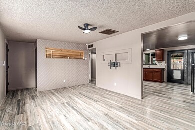 3886 S Evergreen Ave, Tucson, AZ 85730 - photo 5