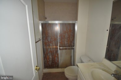 559 Garrett a Morgan Blvd, Hyattsville, MD 20785 - photo 7