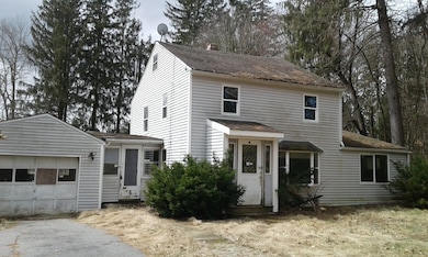 149 Charlton St, Oxford, MA 01540 - photo 2