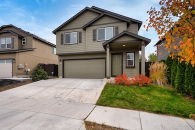 2939 NE Quiet Canyon Dr, Bend, OR 97701 - photo 2