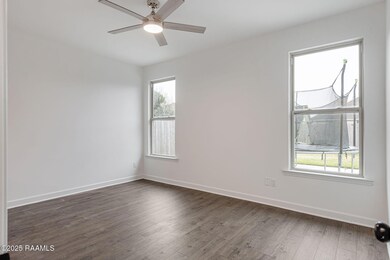 326 Forest Grove Dr, Youngsville, LA 70592 - photo 7