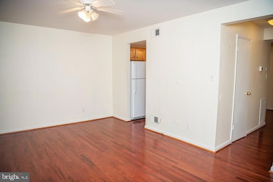 9031 Lambskin Ln, Columbia, MD 21045 - photo 7