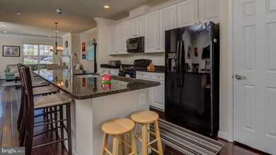 9295 Dawkins Crest Cir, Bristow, VA 20136 - photo 5