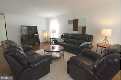 7522 Red Cravat Ct, Columbia, MD 21046 - photo 5