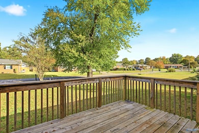 811 Peachtree St, Athens, AL 35611 - photo 3