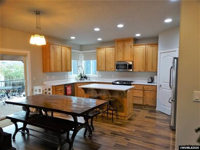 21 S 5th St, Independence, OR 97351 - photo 4