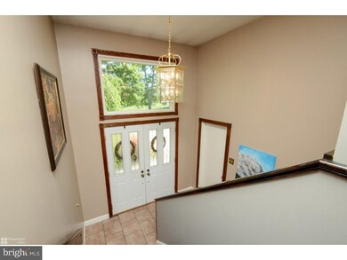 1982 Applewood Dr, Orefield, PA 18069 - photo 3