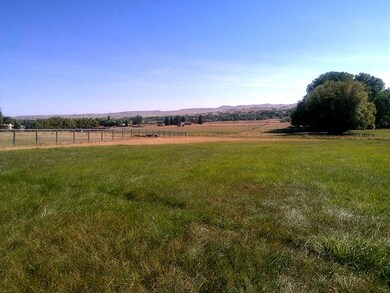 Lot View 4