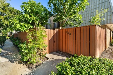 1700 Embassy Dr unit 708, West Palm Beach, FL 33401 - photo 6
