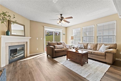 9871 N Lewis Ave, Kansas City, MO 64157 - photo 6