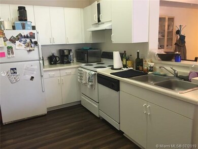 6960 SW 39th St unit 303, Davie, FL 33314 - photo 5