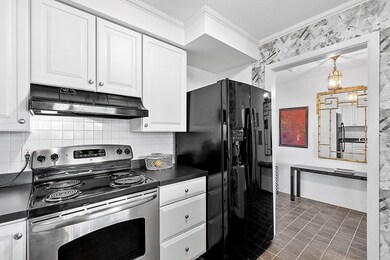 Executive House unit 701, Worcester, MA 01609 - photo 6