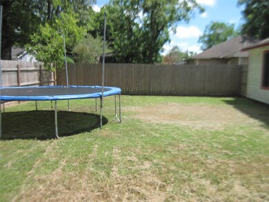 129 5th St, Brazoria, TX 77422 - photo 3