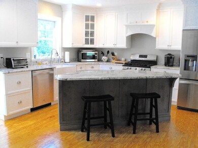 60 Captain Bohnenberger Ln, East Falmouth, MA 2536 - photo 4